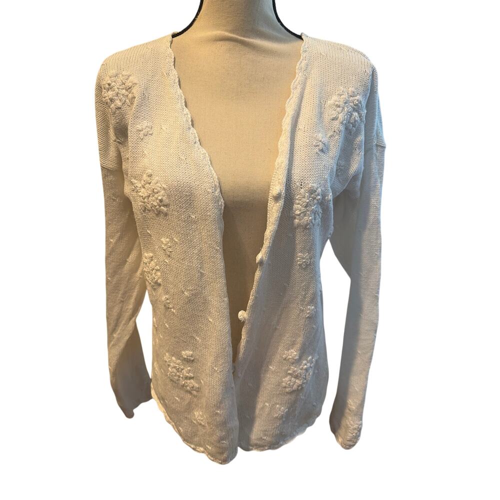⭐️ Women’s Signatures By Northern Isles Embroidered White Cardigan  Size Large